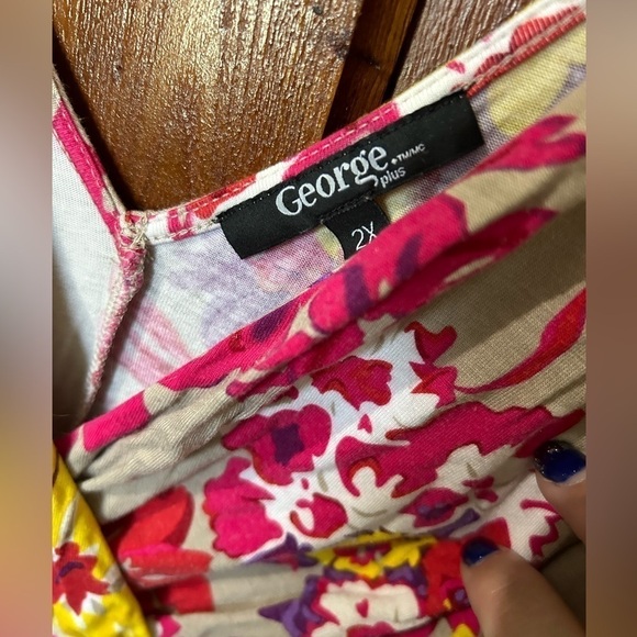 2X - George Sleeveless Dress - Picture 2 of 3